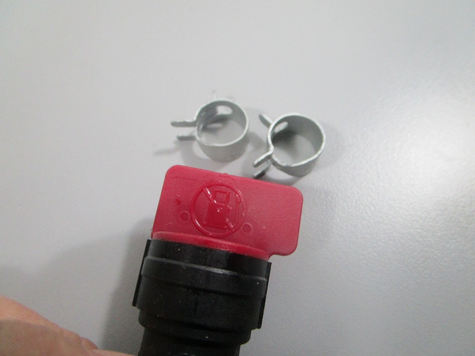 NEW OEM 35857 Tecumseh Fuel Shut Off Valve 0810