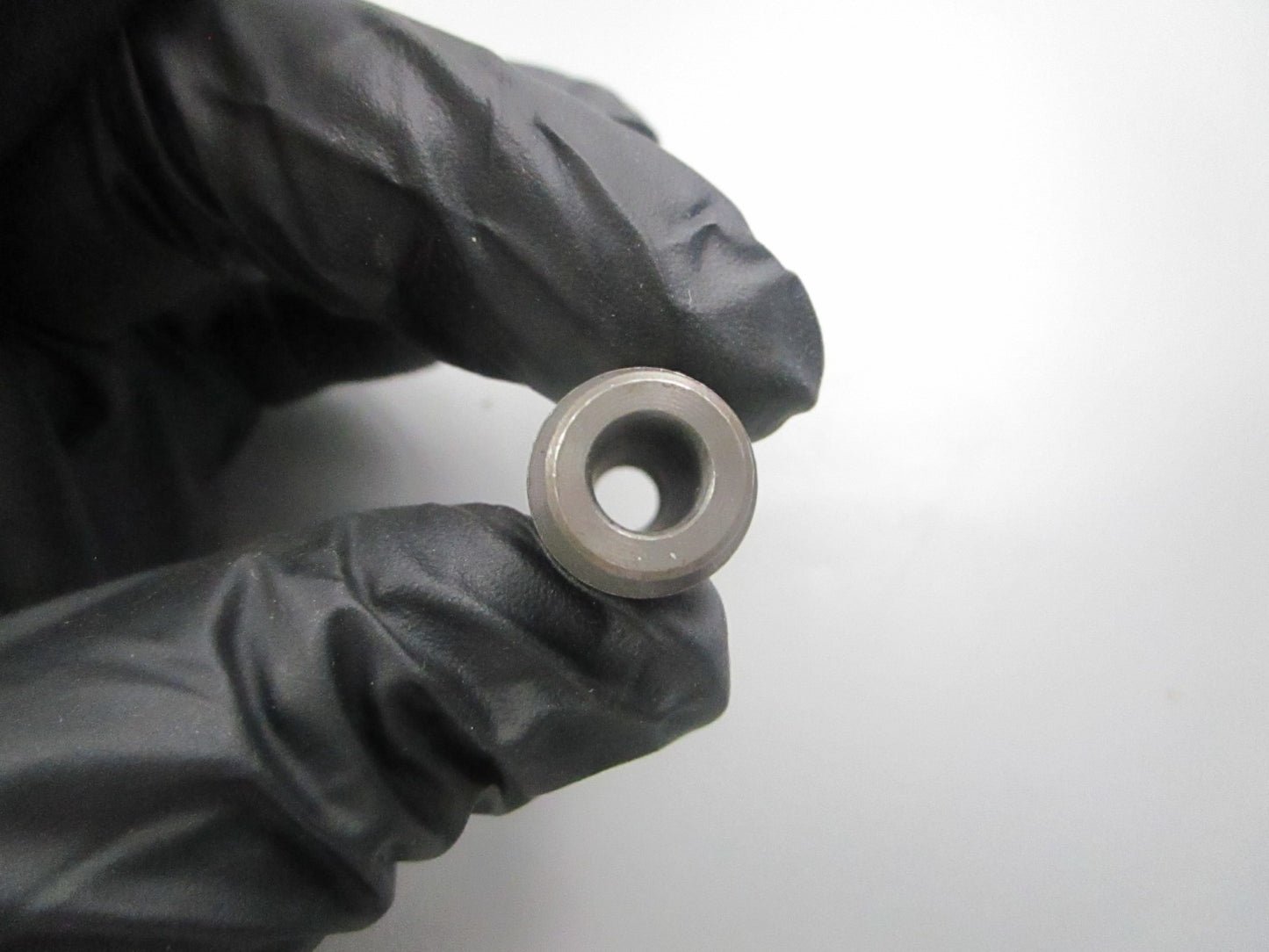 NEW OEM 185-2068 Onan Intake Valve Guide 0810