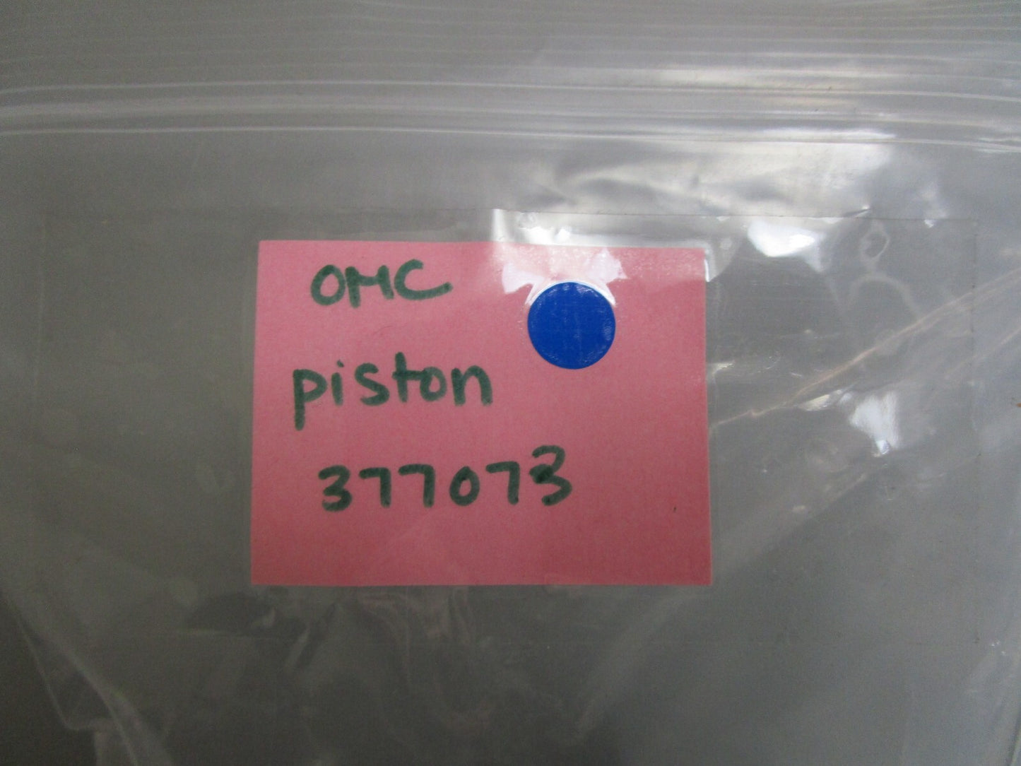 *NEW OEM* 0810 OMC Johnson Evinrude Piston 377073 0377073