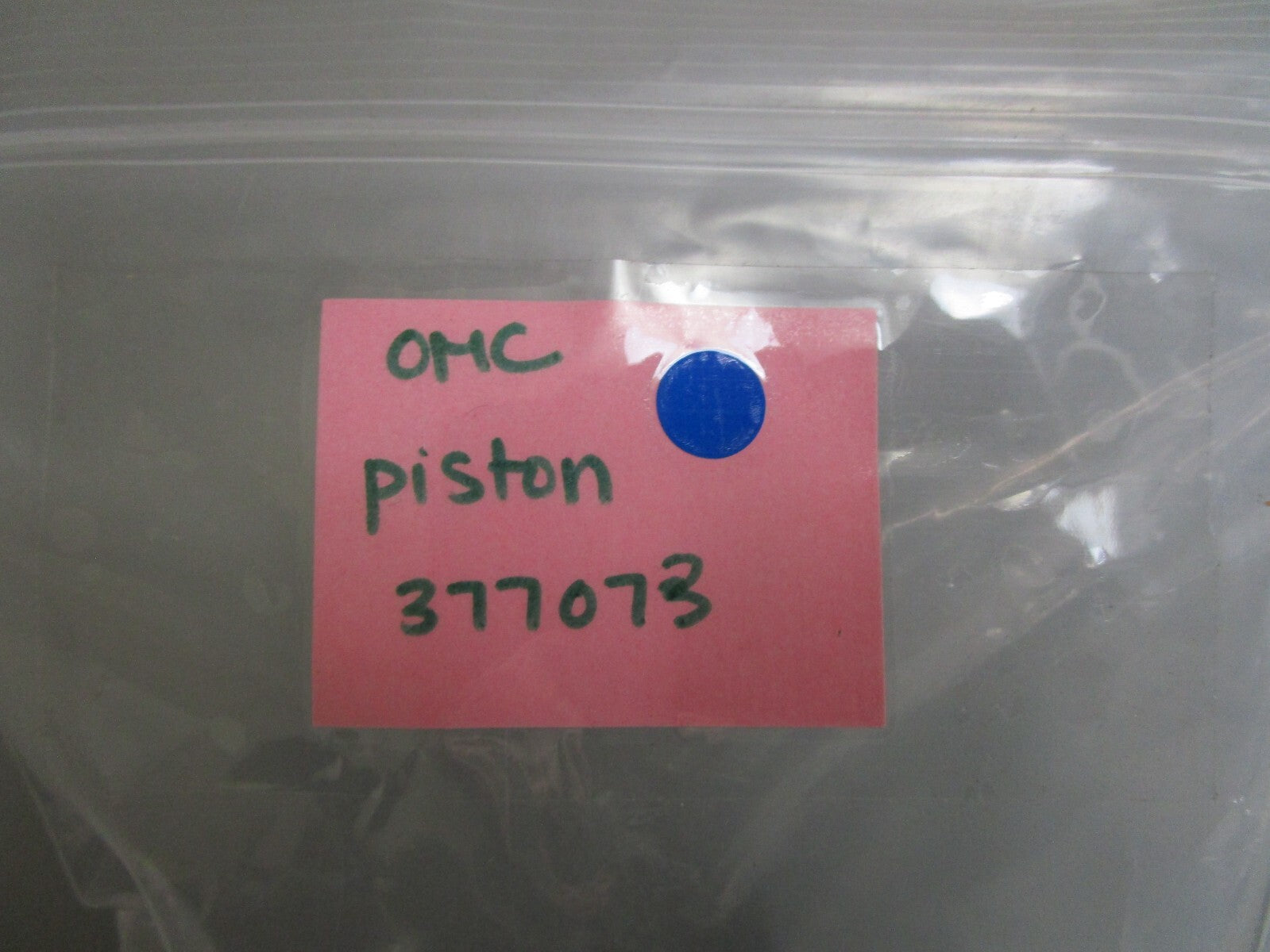 *NEW OEM* 0810 OMC Johnson Evinrude Piston 377073 0377073