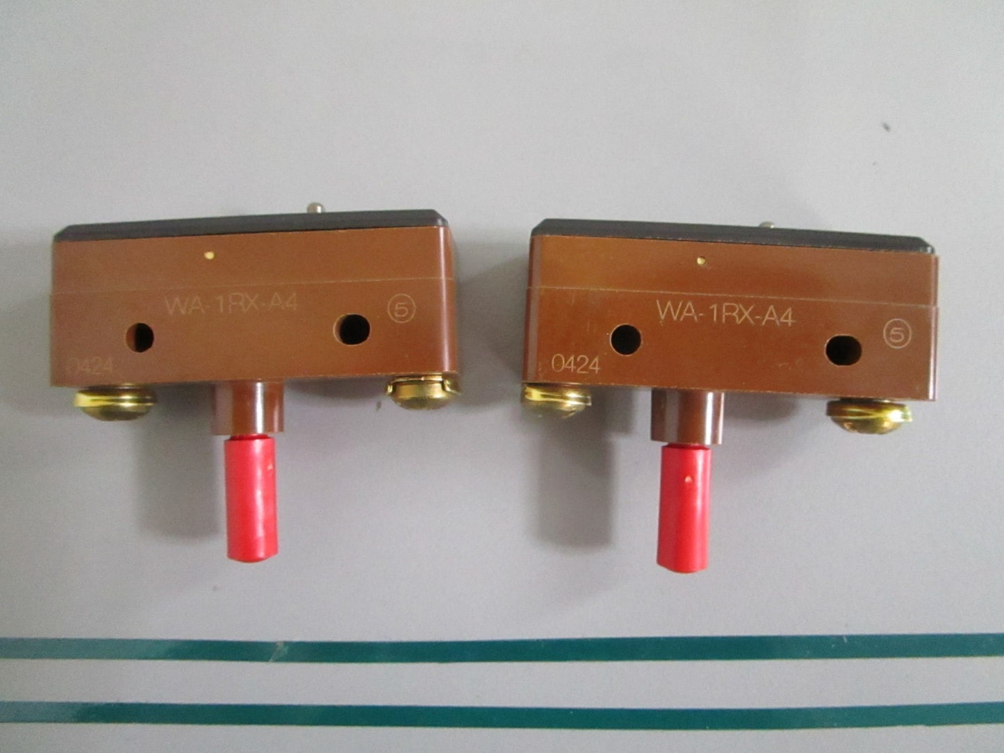 Honeywell MICRO SWITCH WA-1RX-A4 SPST-NC 20A Pin Plunger LOT OF 2 NEW OEM 0820