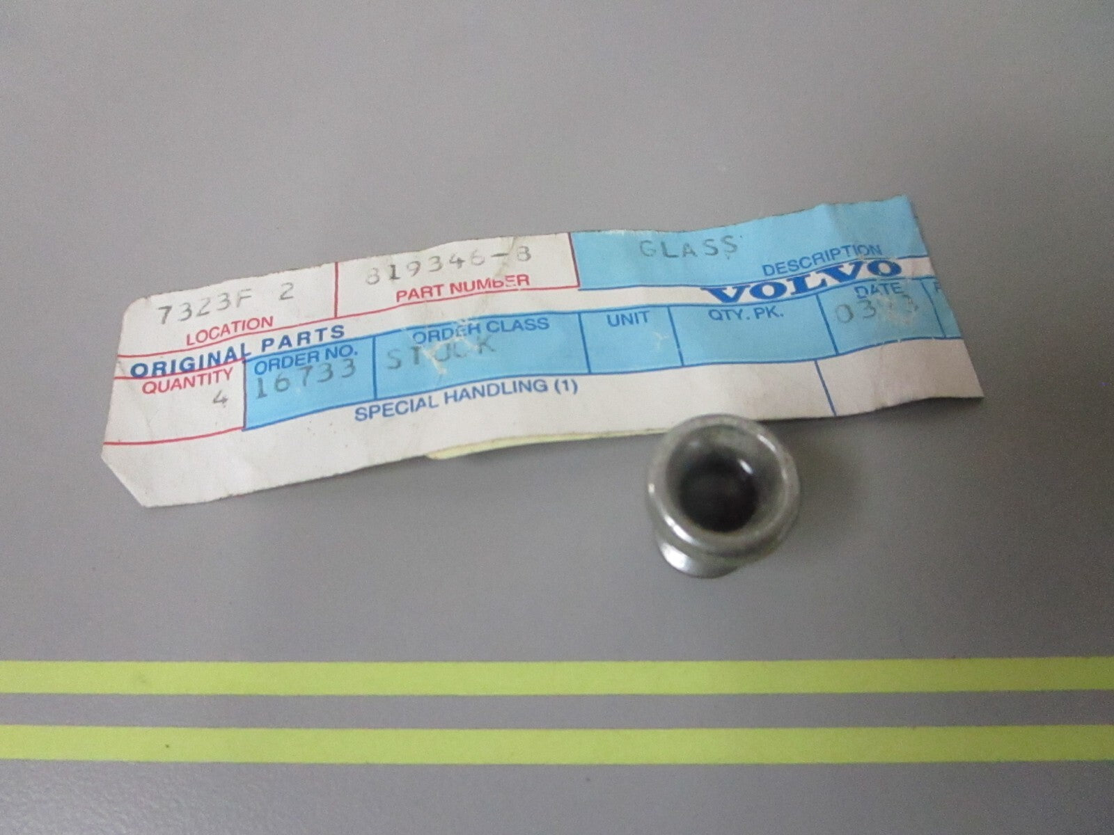 *NEW OEM* 0810 Volvo Penta Panel Glass 819346