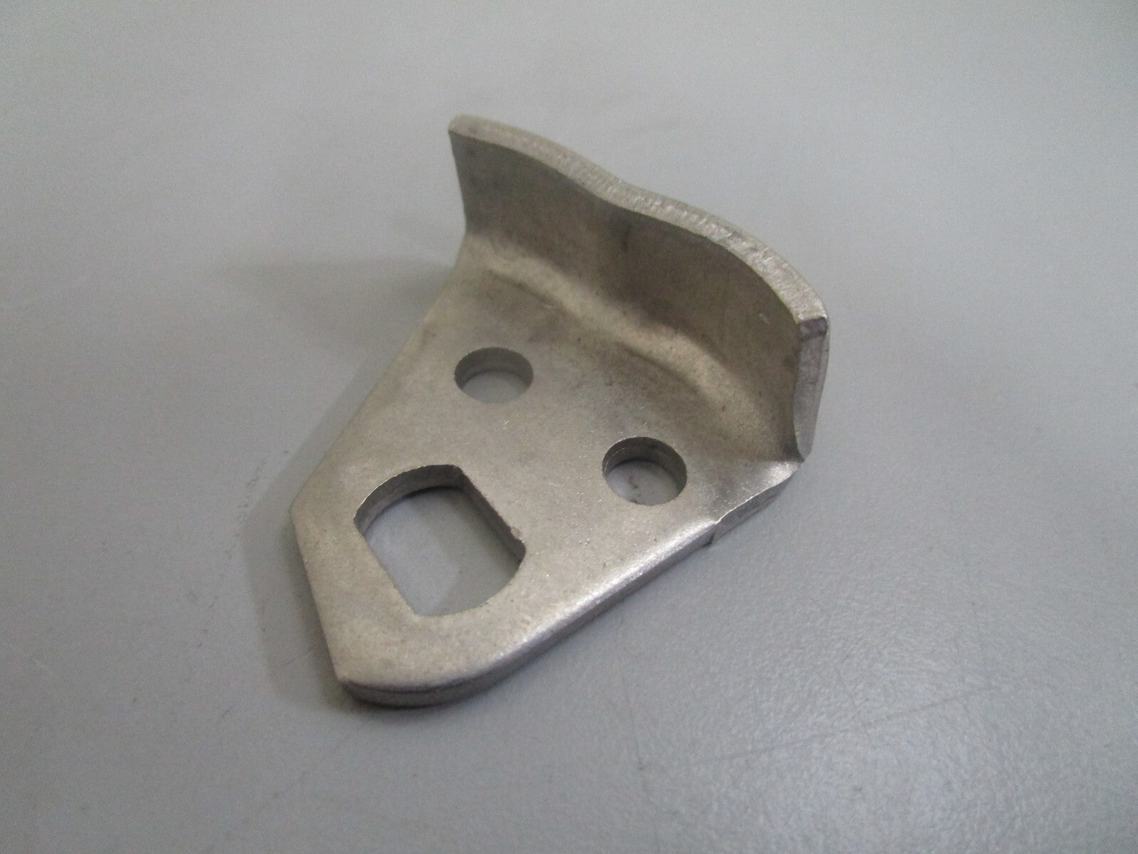 *NEW OEM* 0810 OMC Johnson Evinrude Hook 323169 0323169