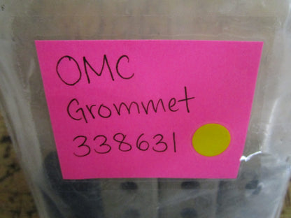 *NEW OEM* 0810 OMC Johnson Evinrude Grommet 338631 0338631