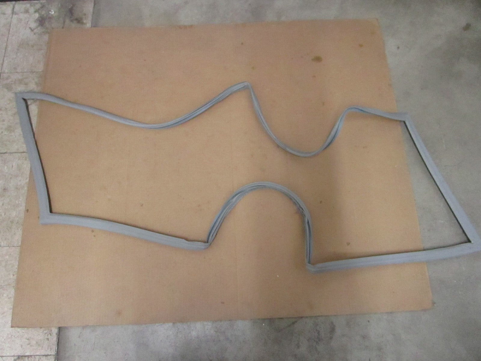 Whirlpool NEW OEM Refrigerator Door Gasket W10355588 Genuine Factory Part 0820