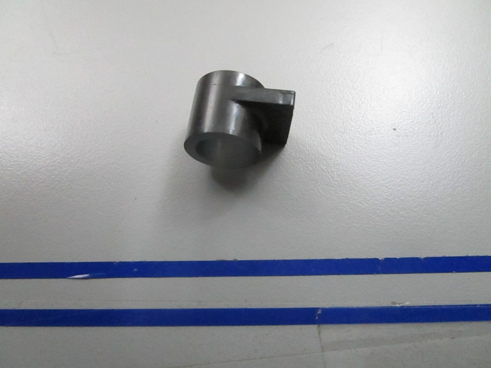 *NEW OEM* 0810 OMC Johnson Evinrude Bushing 326723 0326723