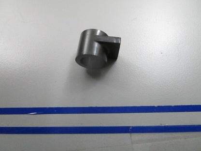 *NEW OEM* 0810 OMC Johnson Evinrude Bushing 326723 0326723