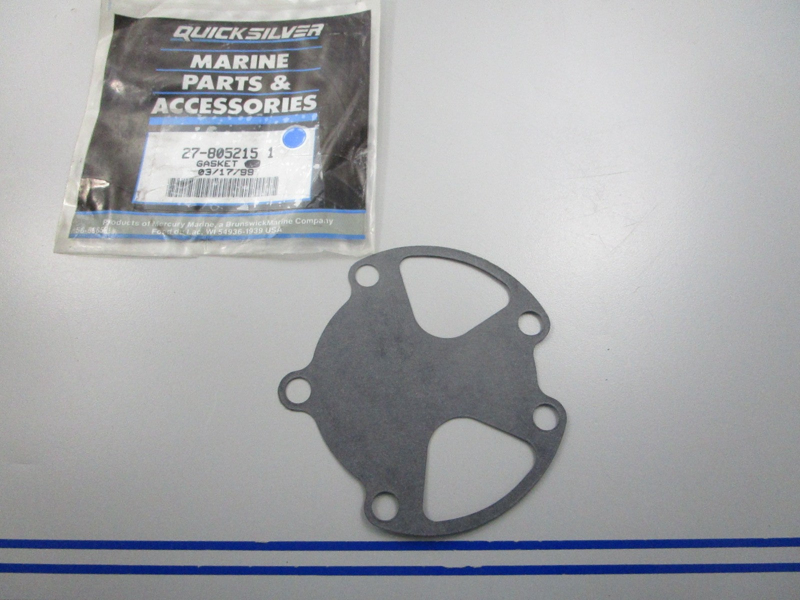NEW OEM 27-805215 1 Mercury Quicksilver Gasket 0810