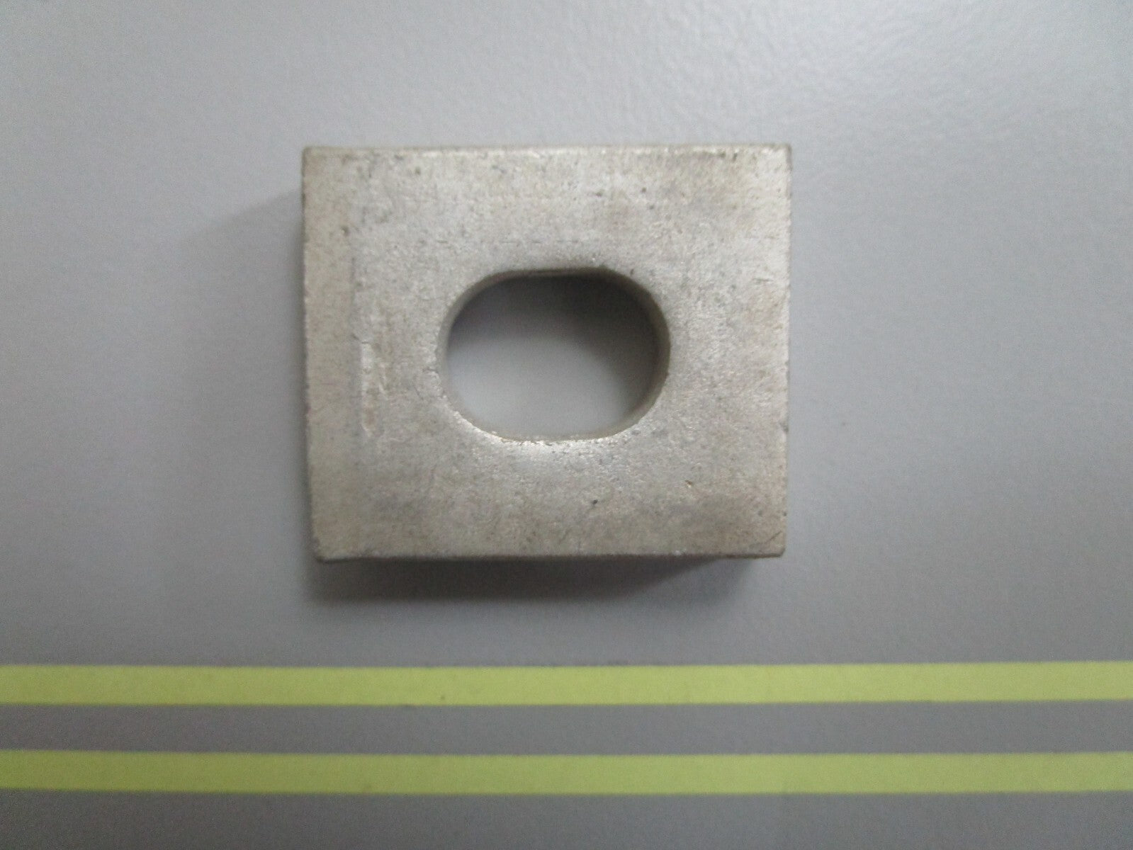 *NEW OEM* 0810 OMC Johnson Evinrude Retainer 311136 0311136