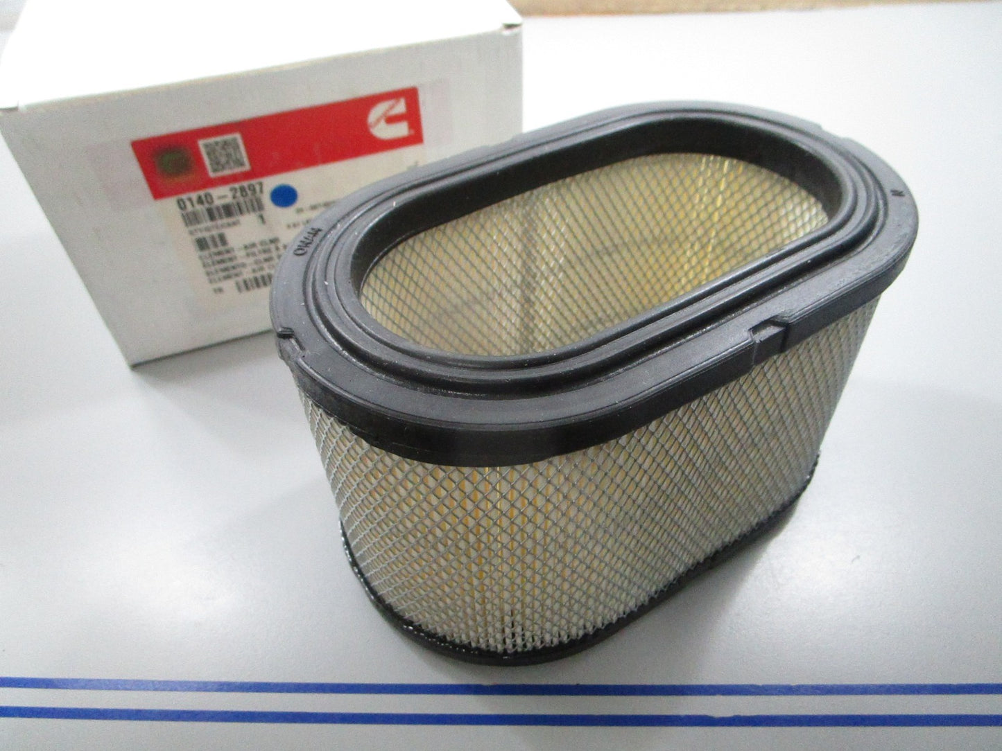 *NEW OEM* 0810 Cummins Air Filter 0140-2897