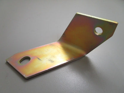 *NEW OEM* 0820 OMC Johnson Evinrude Bracket 3852482 910000