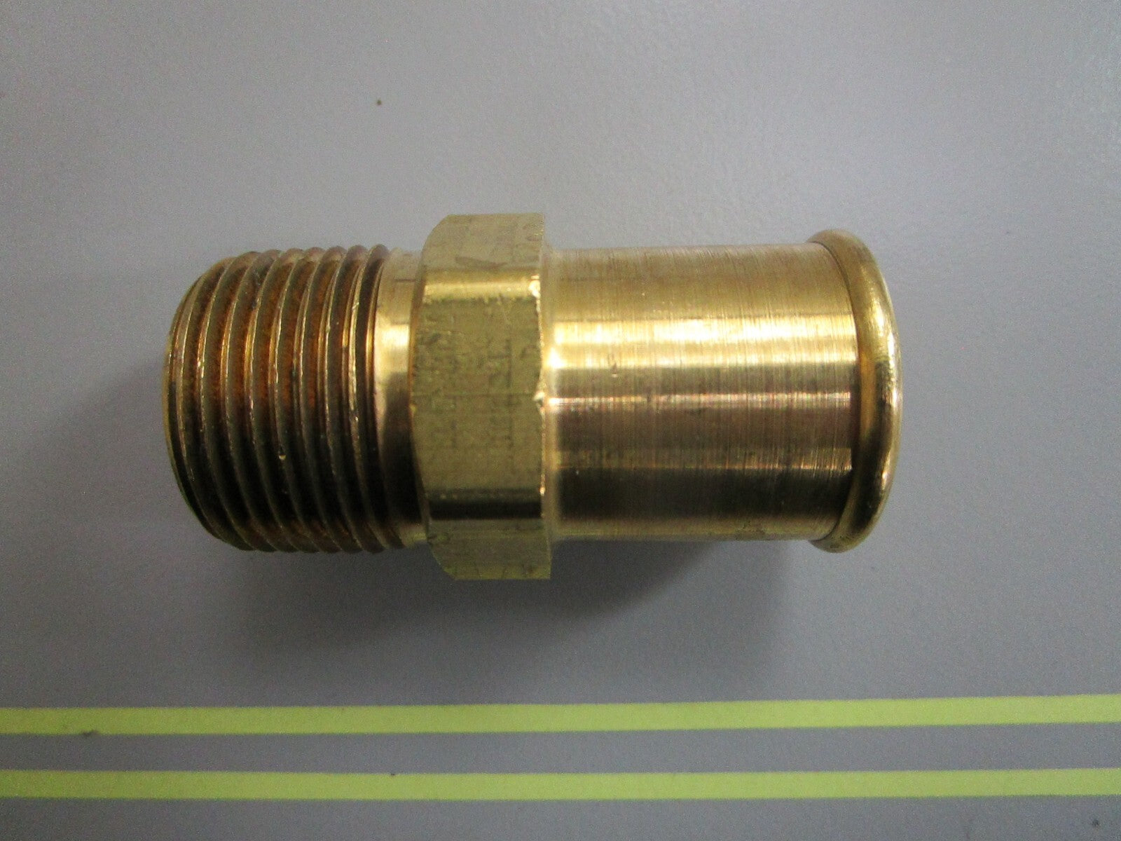 *NEW OEM* 0820 Volvo Penta Nipple 3861159