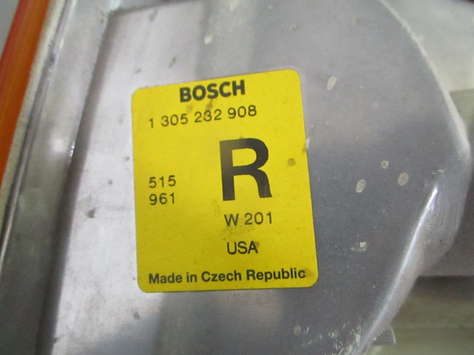 NEW OEM 1305232908 Bosch Right Turn Signal Lens 0820