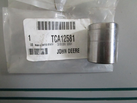 NEW OEM TCA12581 John Deere Splined Coupling 0820