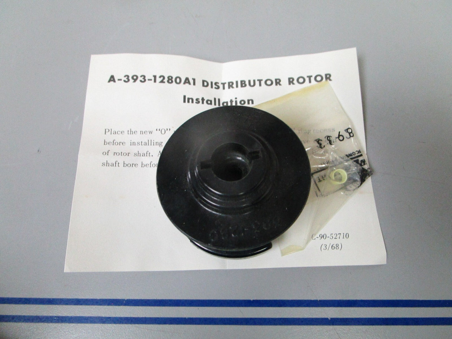 *NEW OEM* 0810 Mercury Quicksilver Distributor Rotor 393-1280A1