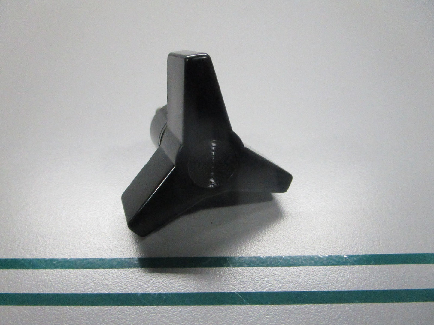 NEW OEM 386487 0386487 OMC Johnson Evinrude Adjustment Knob 0810