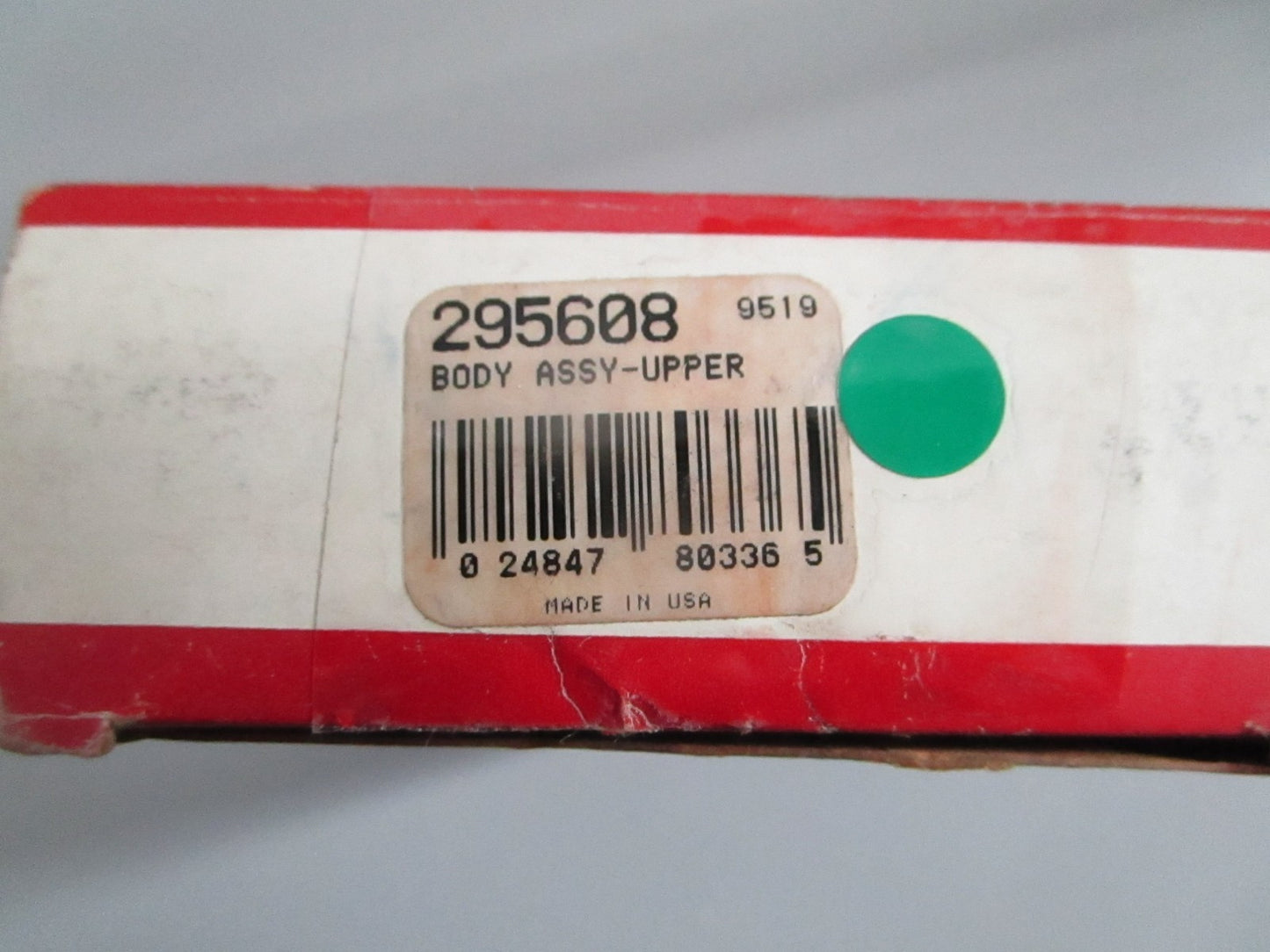 NEW OEM 295608 Briggs & Stratton Upper Carburetor Body Assy 0820