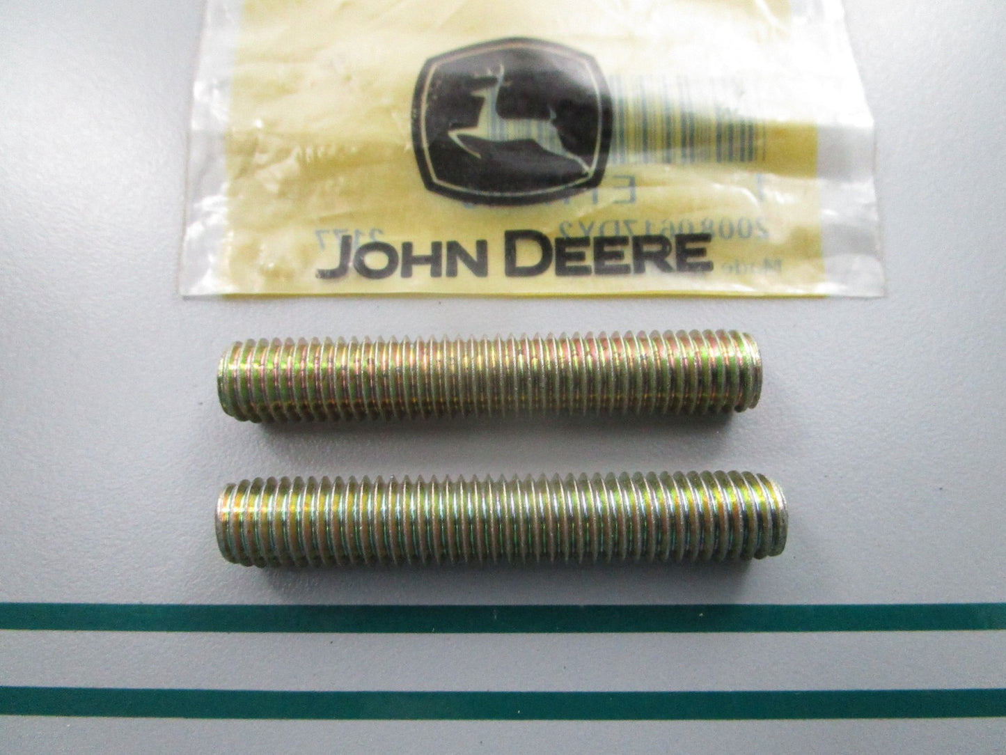 NEW OEM (LOT OF 2) ET17646 John Deere Srud 0810