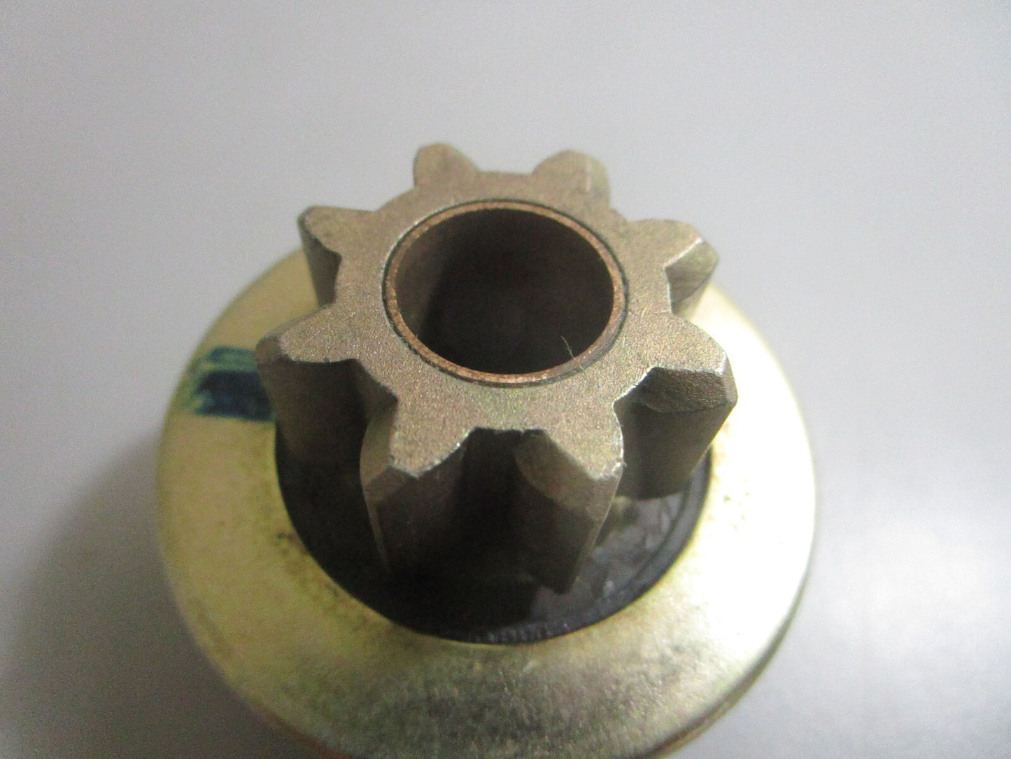 *NEW OEM* 0820 Suzuki Pinion Gear 31320-87D00