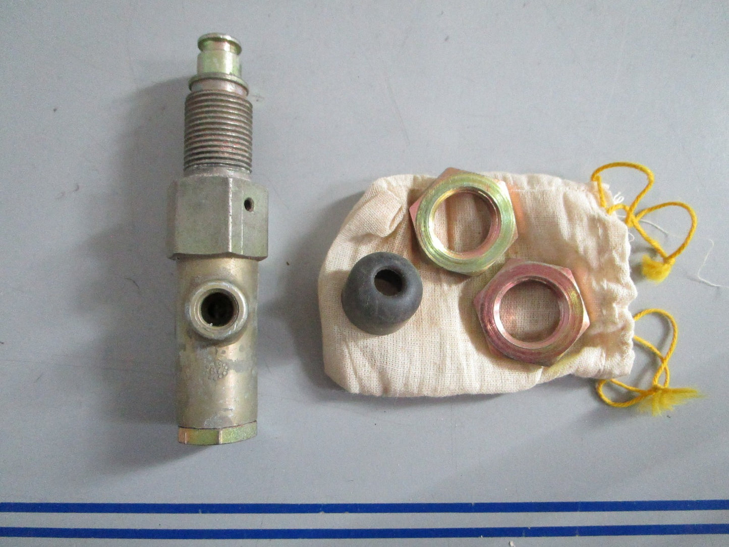 NEW OEM 5D-4382 CAT Air Brake Valve Assy 0820