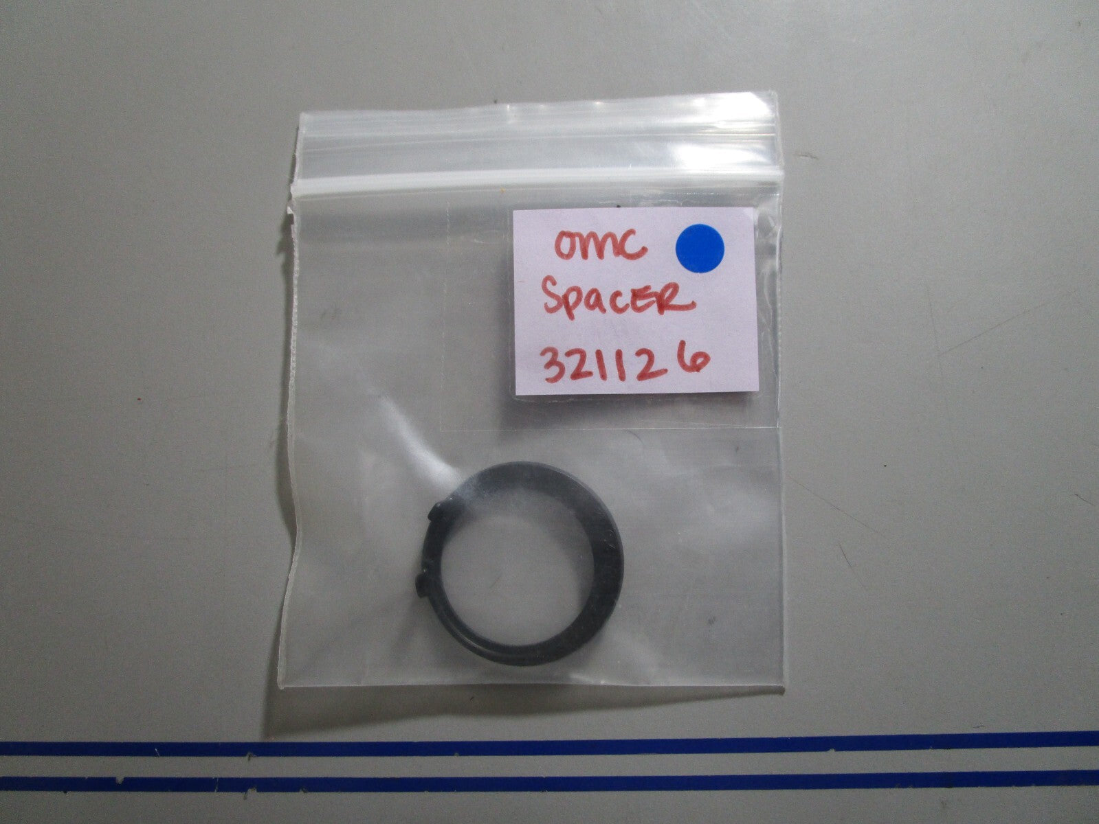 *NEW OEM* 0810 OMC Johnson Evinrude Spacer 321126 0321126