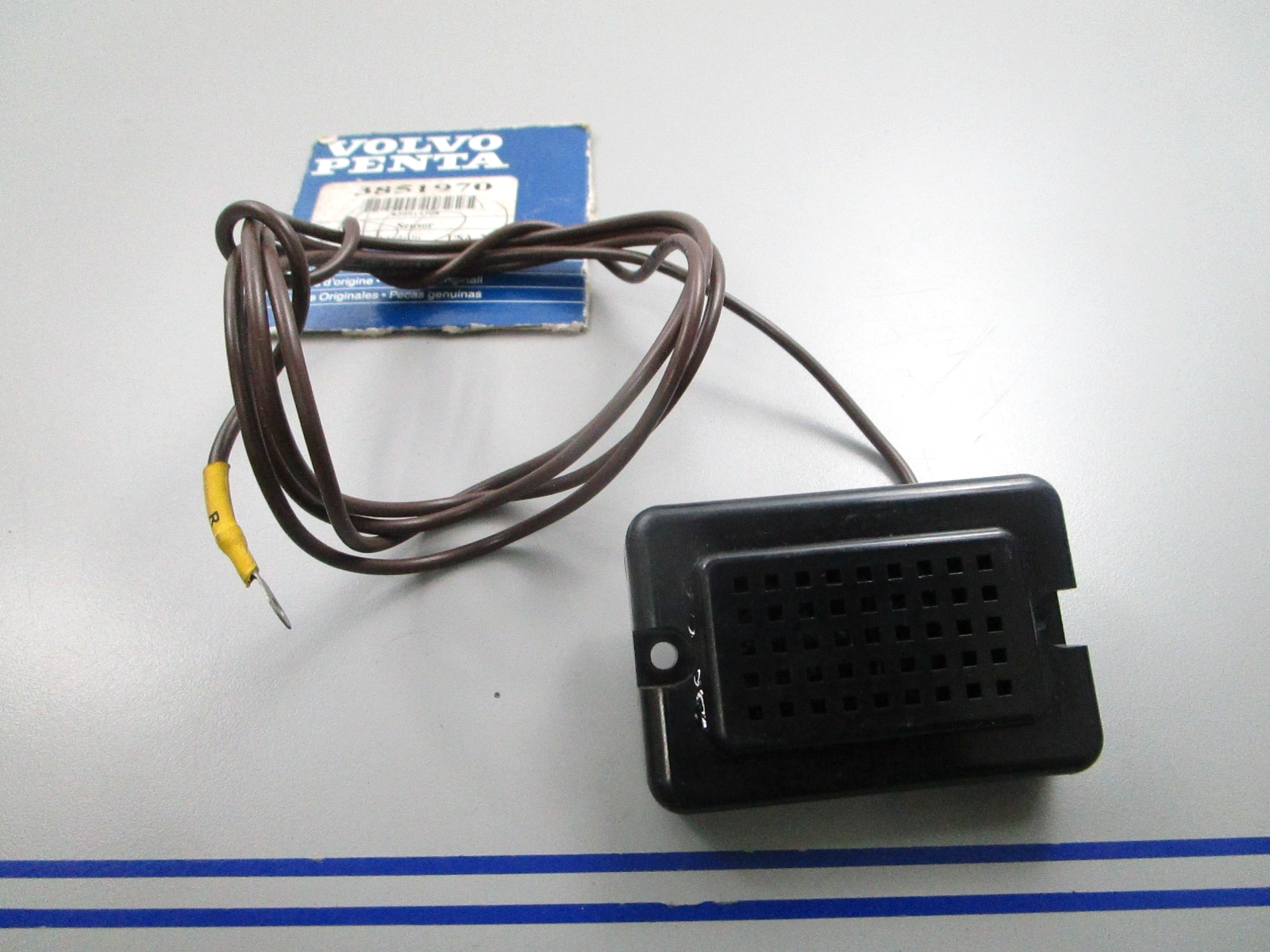 NEW OEM Volvo Penta 3851970 Sensor 0810