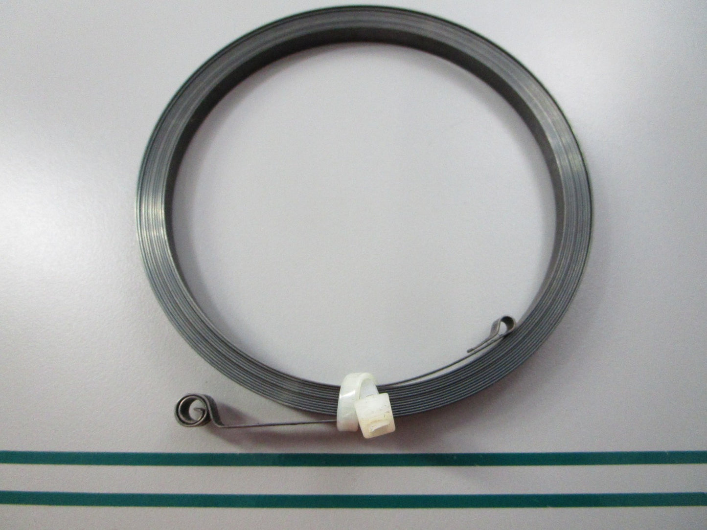 NEW OEM 312932 0312932 OMC Johnson Evinrude Spring 0810