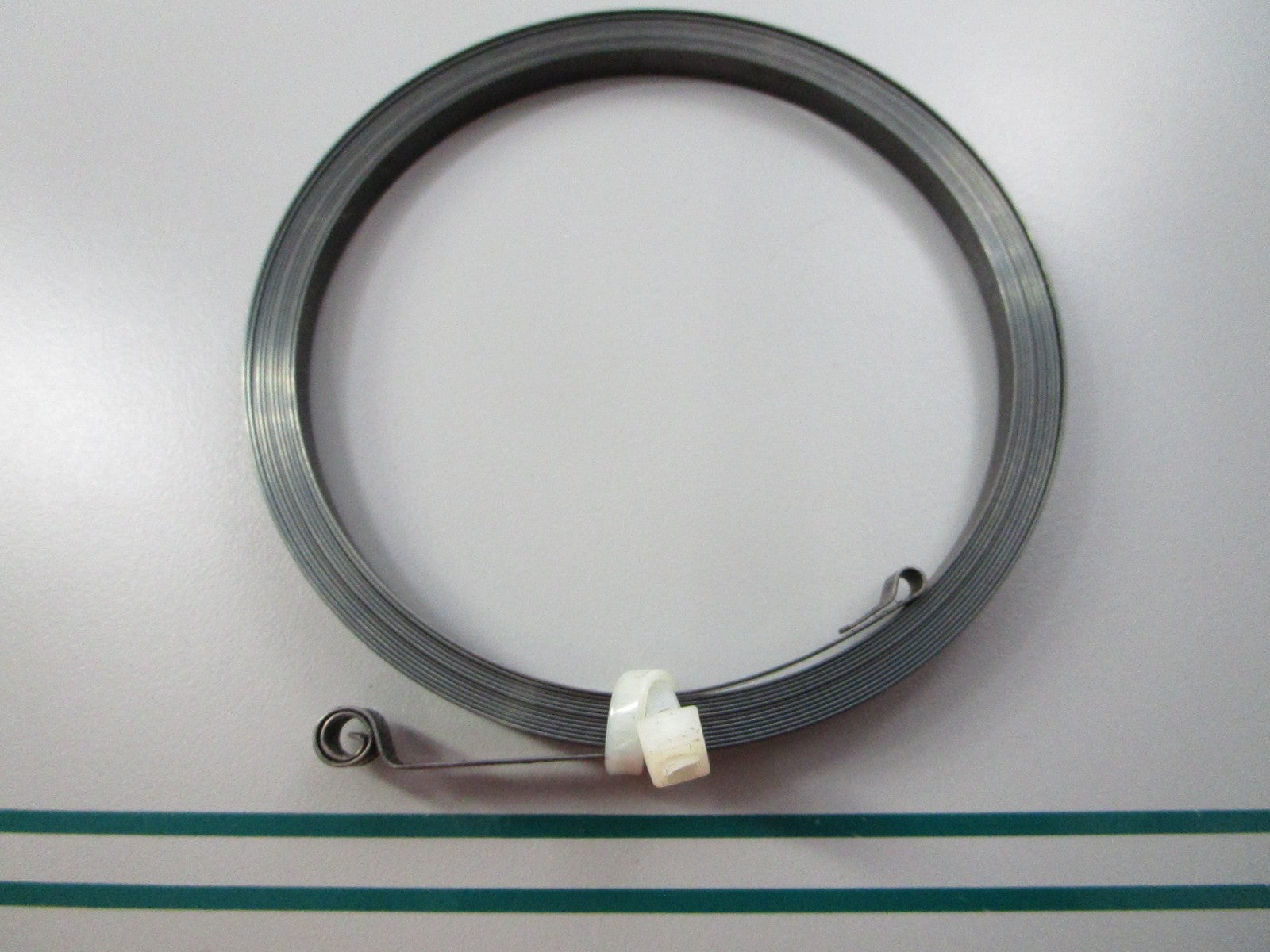 NEW OEM 312932 0312932 OMC Johnson Evinrude Spring 0810