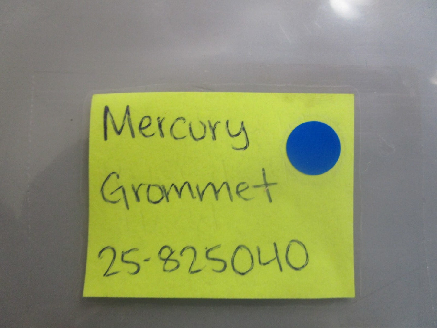 *NEW OEM* 0810 Mercury Quicksilver Grommet 25-825040