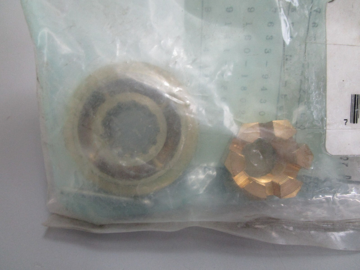 *NEW OEM* 0820 OMC Johnson Evinrude Prop Nut Kit 5031548