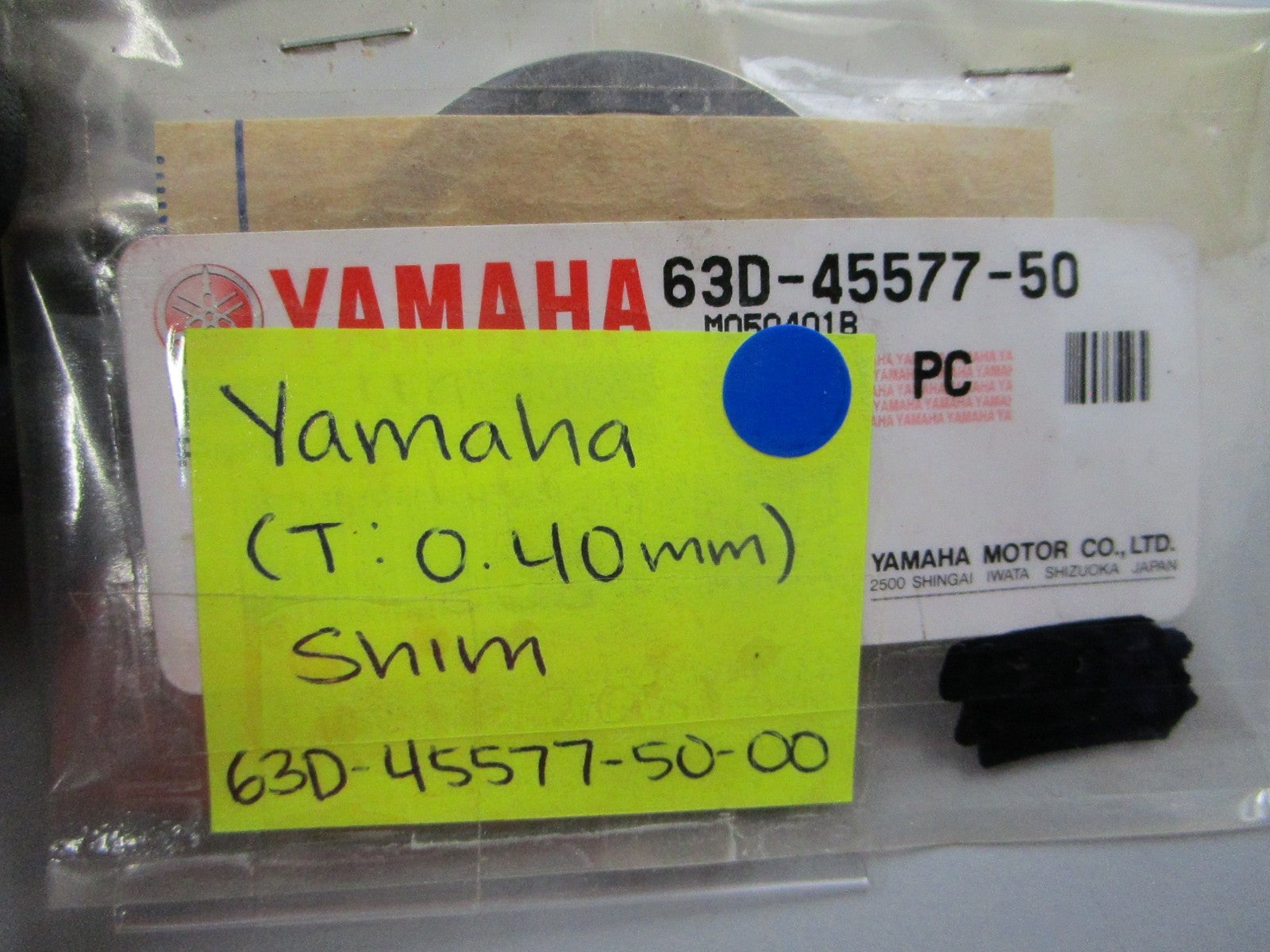 NEW OEM 63D-45577-50-00 Yamaha (T:0.40mm) Shim 0810