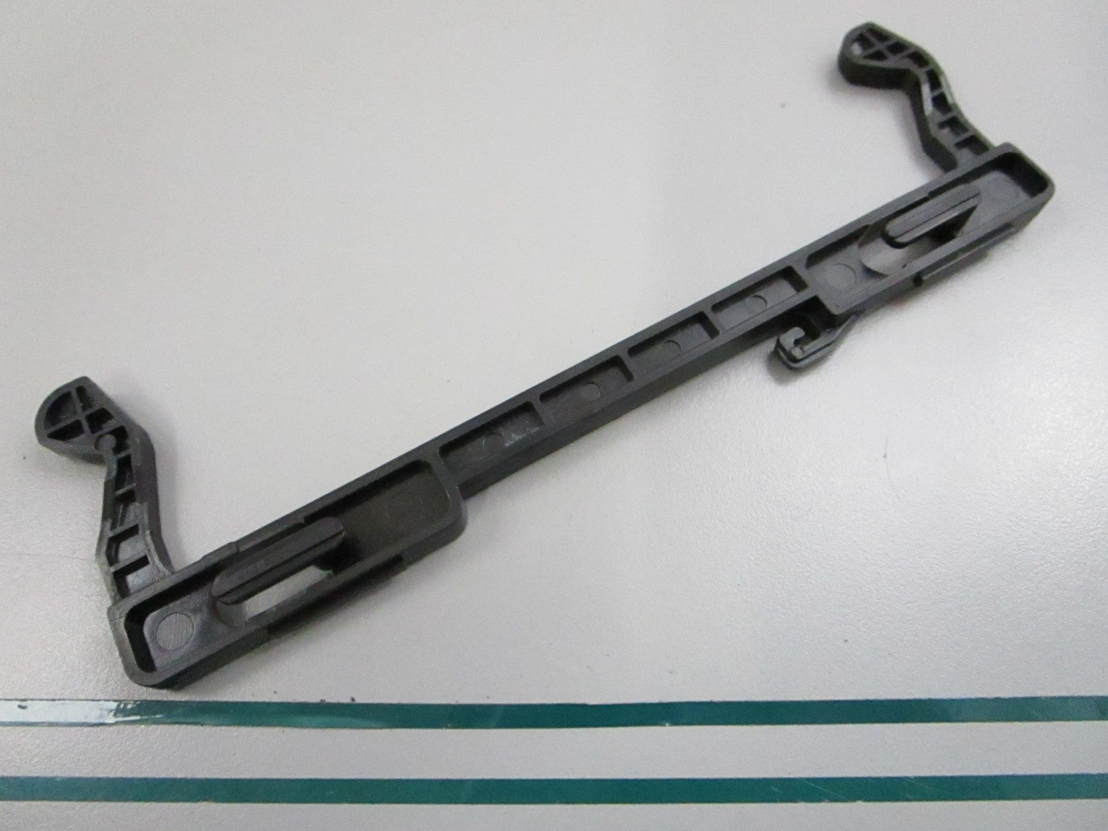 GE NEW OEM Microwave Oven Door Latch WB10X35346 CVM517 PVM9179 NOS 0810