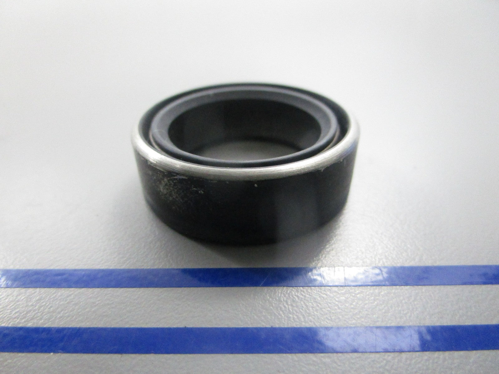 NEW OEM 911019 0911019 OMC Johnson Evinrude Seal 0810