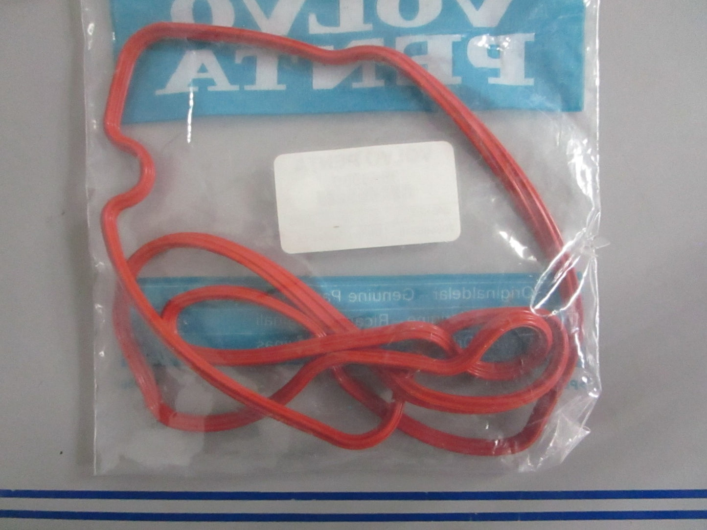 *NEW OEM* 0820 Volvo Penta Gasket 3858960