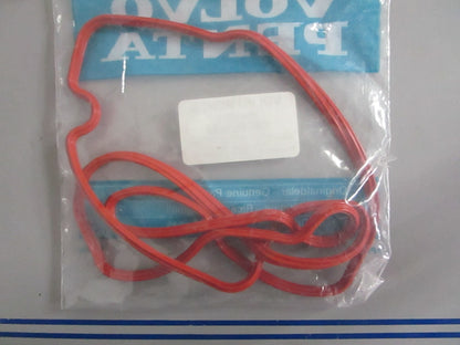 *NEW OEM* 0820 Volvo Penta Gasket 3858960