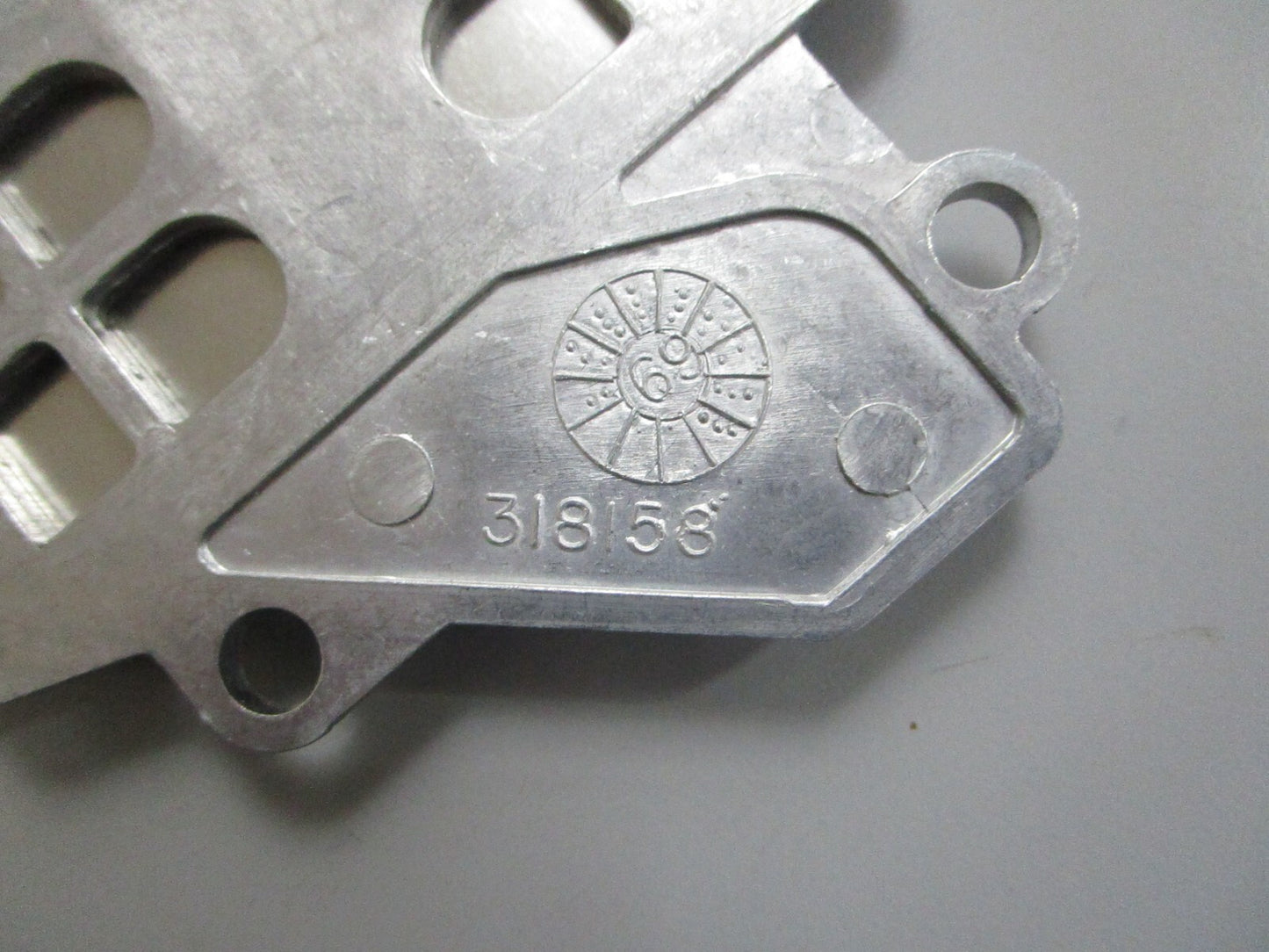 *NEW OEM* 0820 Mercury Force Reed Plate Ay FA318158