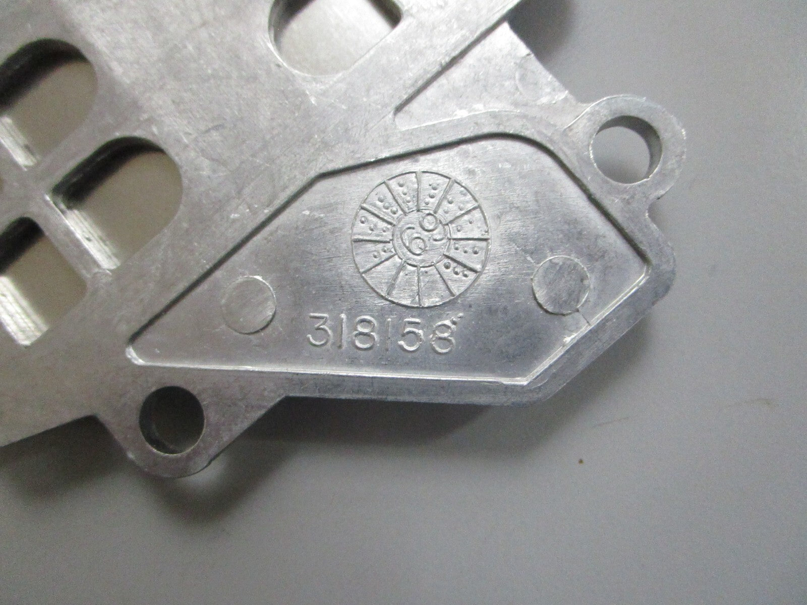 *NEW OEM* 0820 Mercury Force Reed Plate Ay FA318158