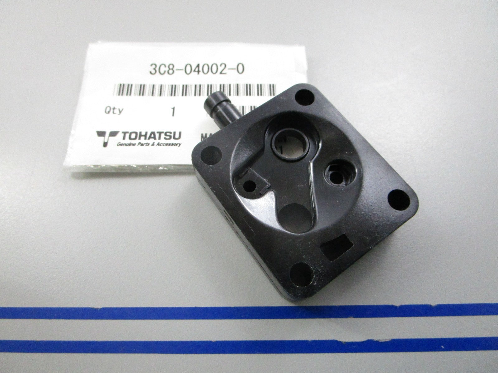 NEW OEM 3C8-04002-0 3C8040020 Tohatsu Fuel Pump Body 0810