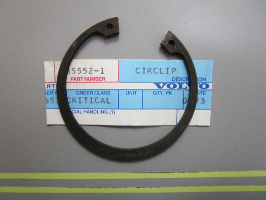 *NEW OEM* 0820 Volvo Penta Snap Ring 835552
