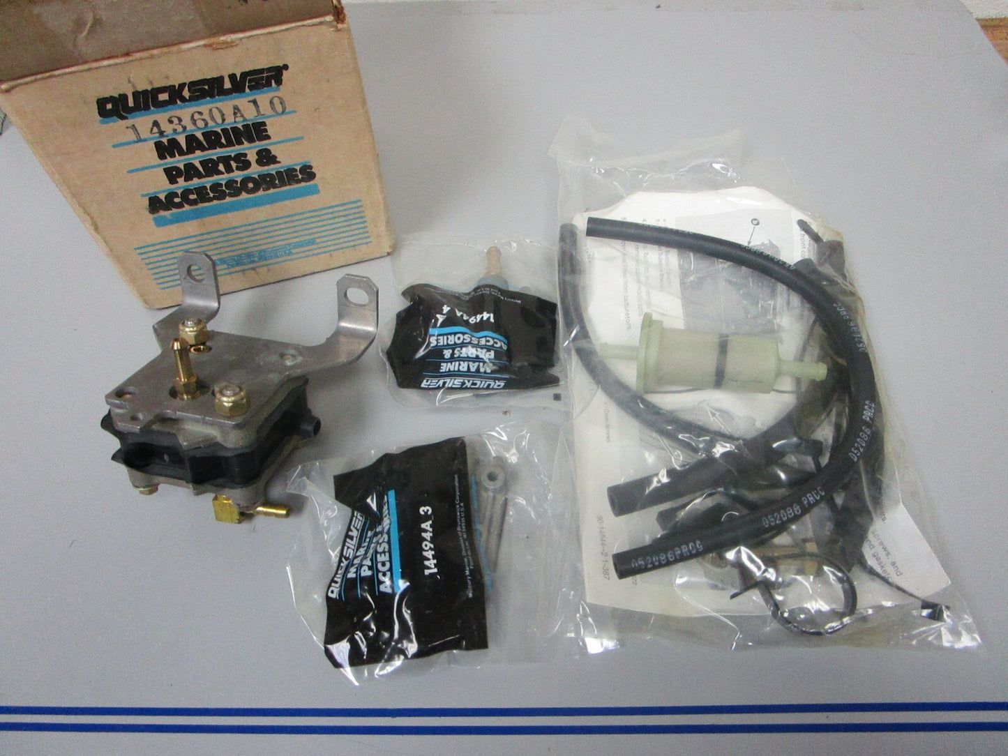 *NEW OEM* 0720 Mercury Quicksilver Fuel Pump Kit 14360A10