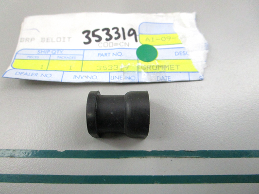 NEW OEM 353319 0353319 OMC Johnson Evinrude Grommet 0810