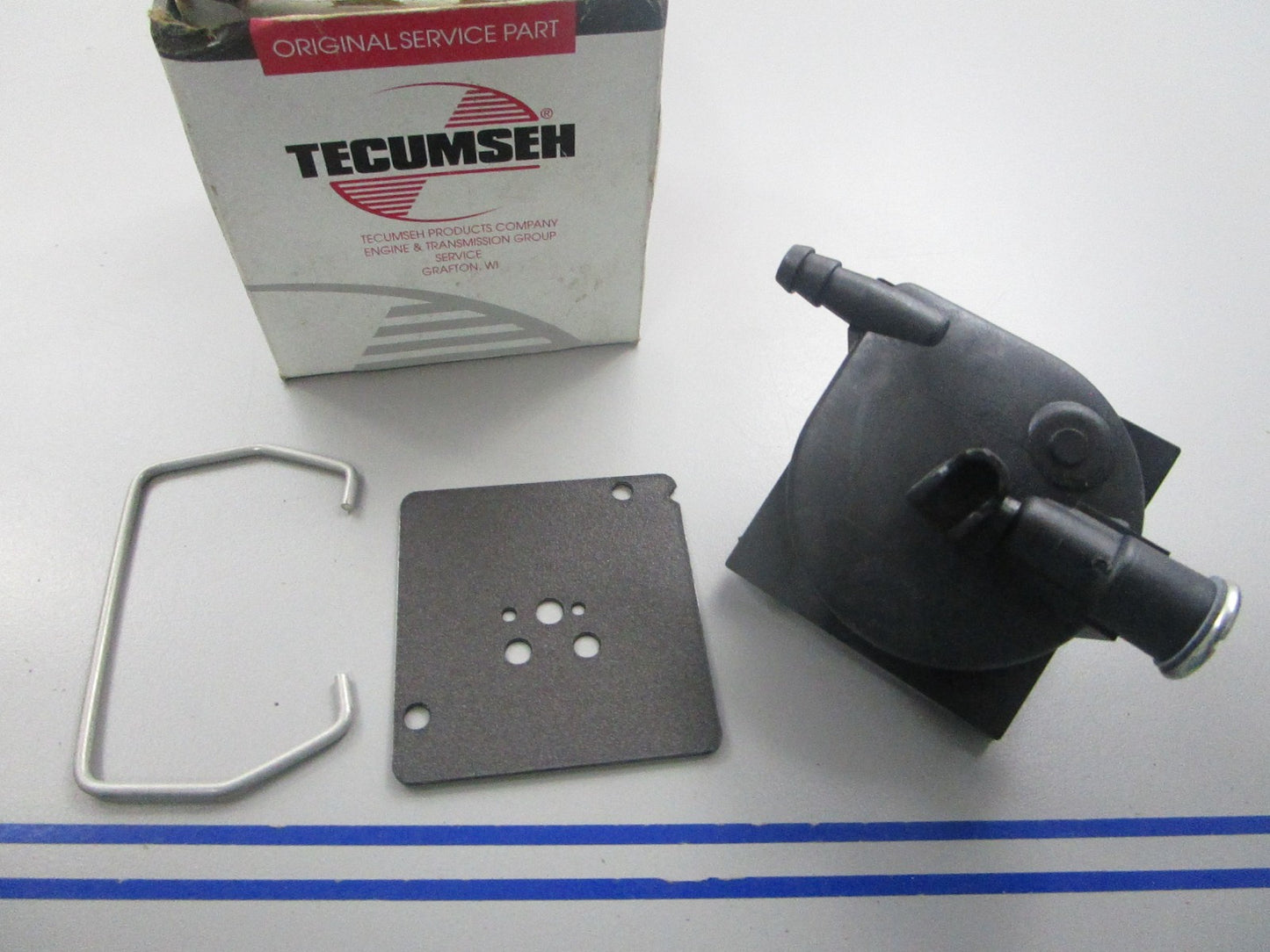 NEW OEM 730638 Tecumseh Float Bowl Kit 0810