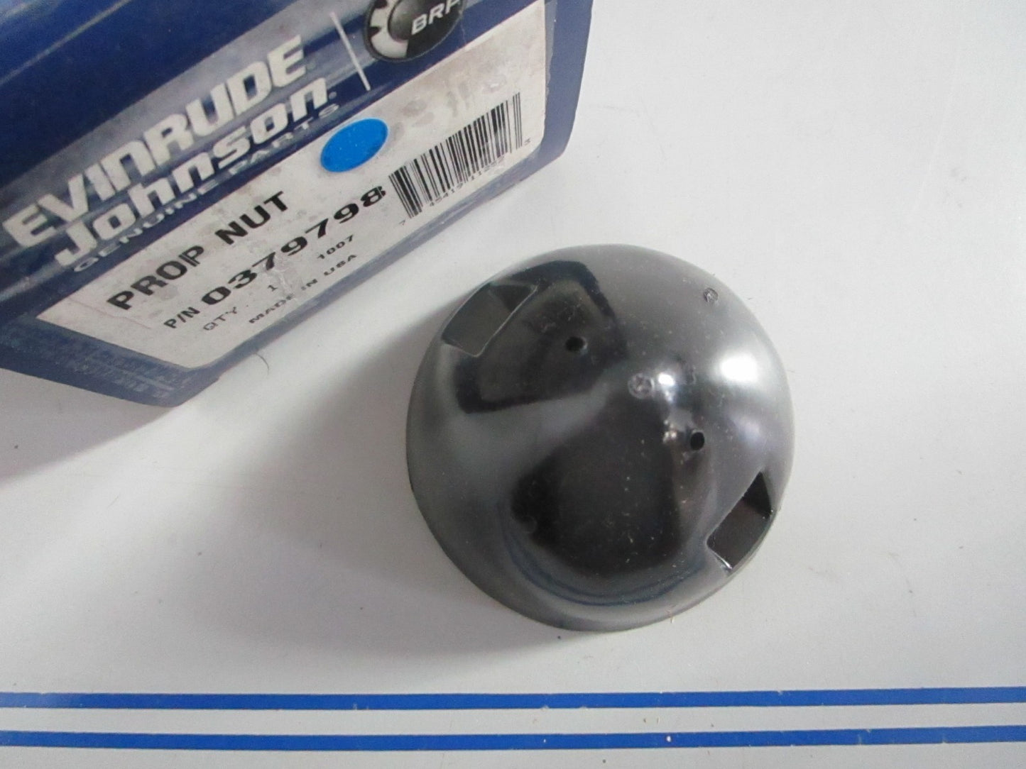 NEW OEM 379798 0379798 OMC Johnson Evinrude Prop Nut 0820