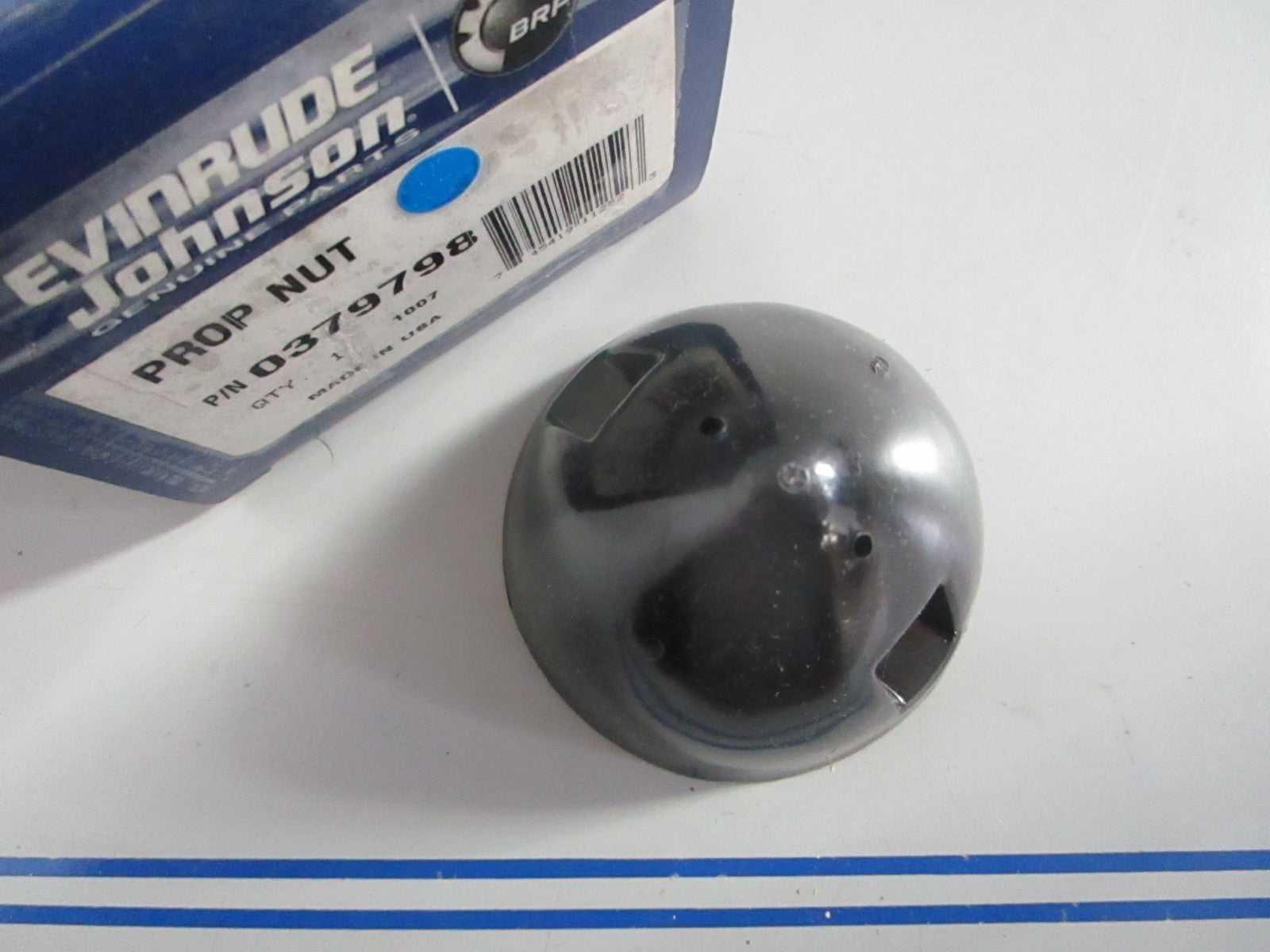 NEW OEM 379798 0379798 OMC Johnson Evinrude Prop Nut 0820