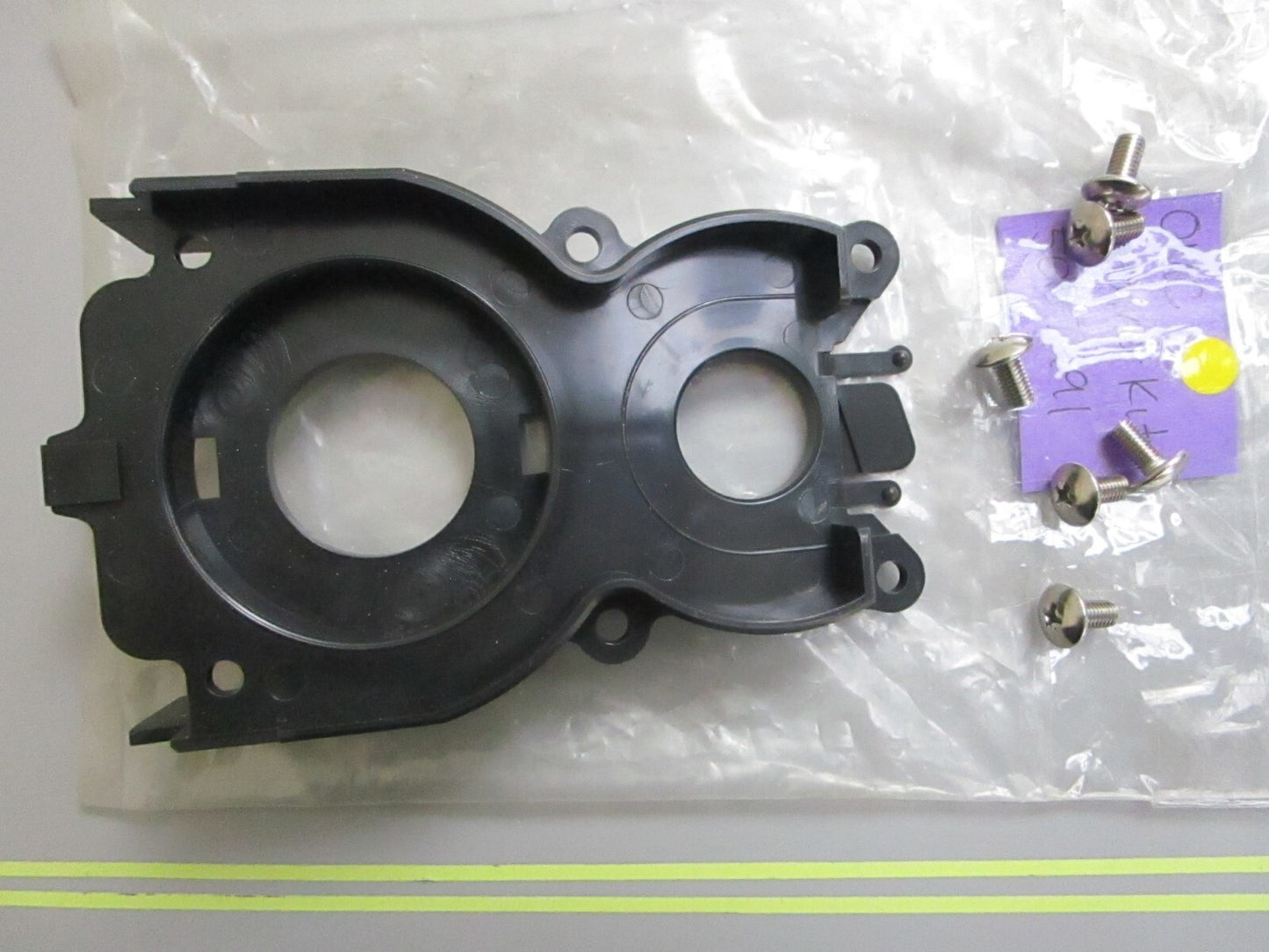 *NEW OEM* 0810 OMC Johnson Evinrude Retainer Kit 5007491