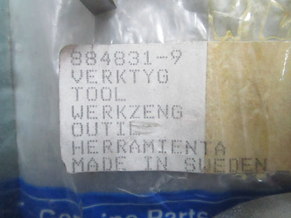 *NEW OEM* 0820 Volvo Penta Puller 884831