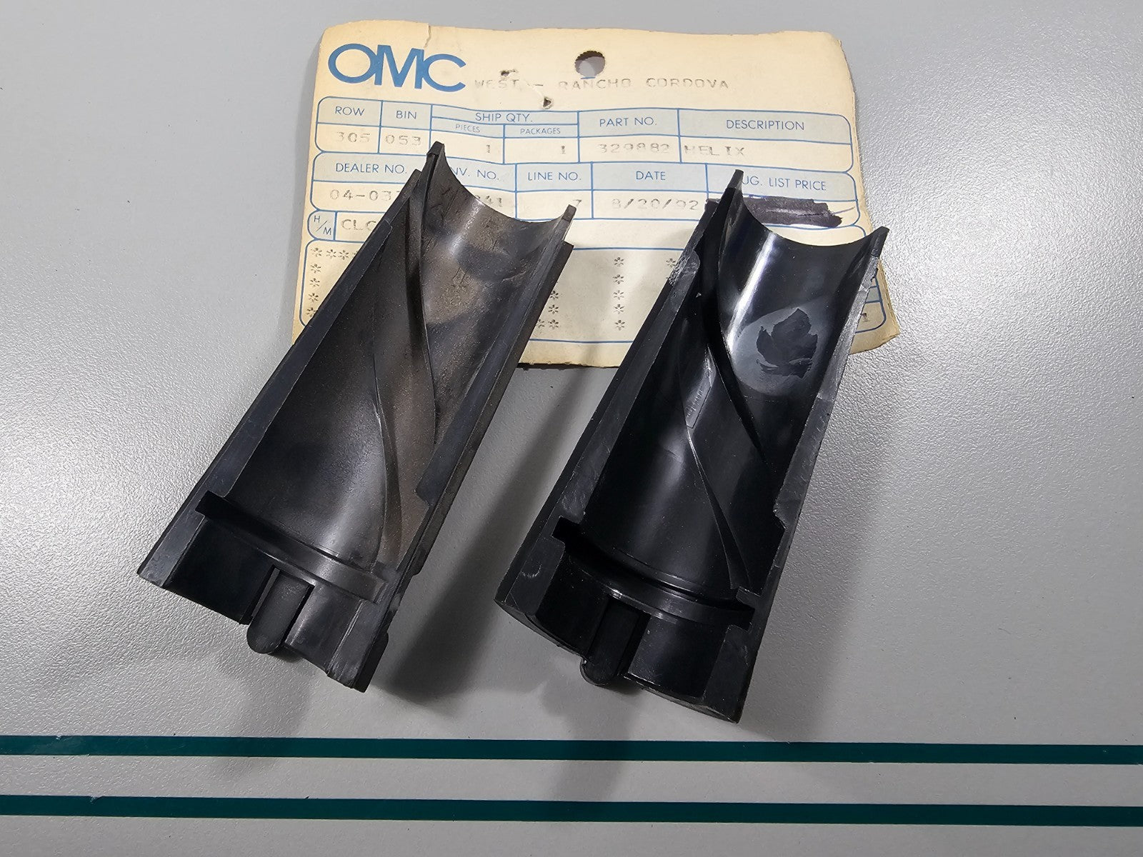 NEW OEM 329882 0329882 OMC Johnson Evinrude Helix Set 0810