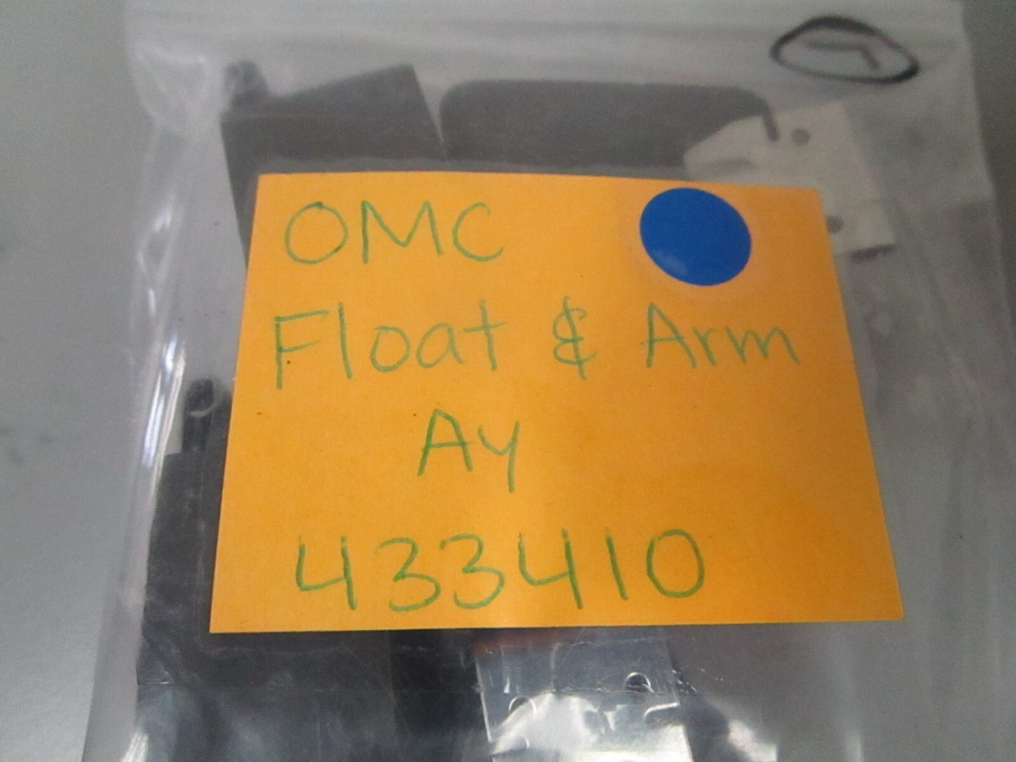 *NEW OEM* 0810 OMC Johnson Evinrude Float & Arm Assembly 433410 0433410