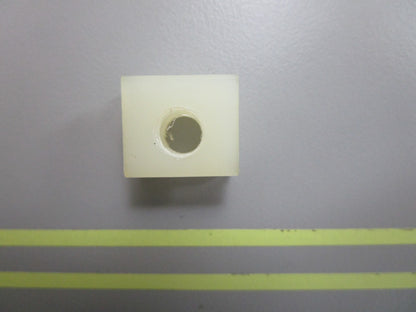 *NEW OEM* 0810 OMC Johnson Evinrude Retainer 308051