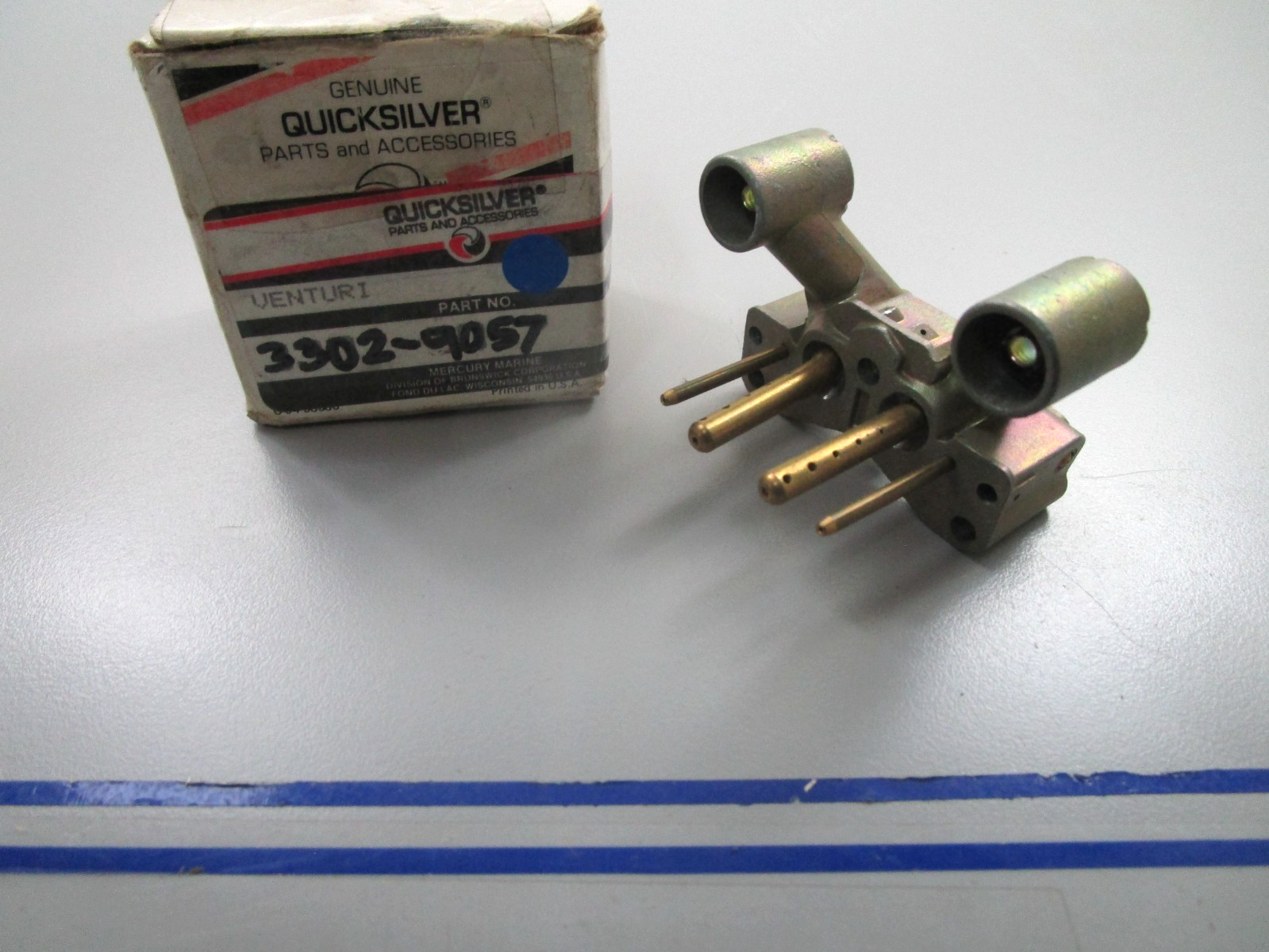 *NEW OEM* 0810 Mercury Quicksiler Venturi 3302-9057